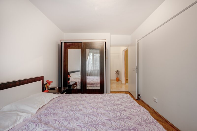 Basarabiei,  comision 0%, apartament 3 camere