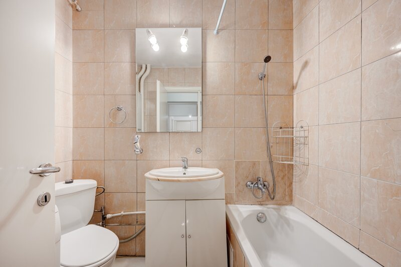 Basarabiei,  comision 0%, apartament 3 camere